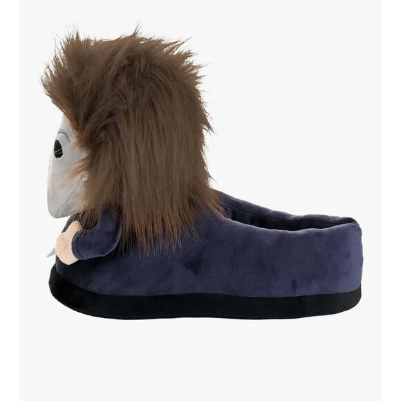 Michael Myers Plush Slipper Halloween Movie Slipper Size: ADULT SMALL/MEDIUM - Picture 3 of 8